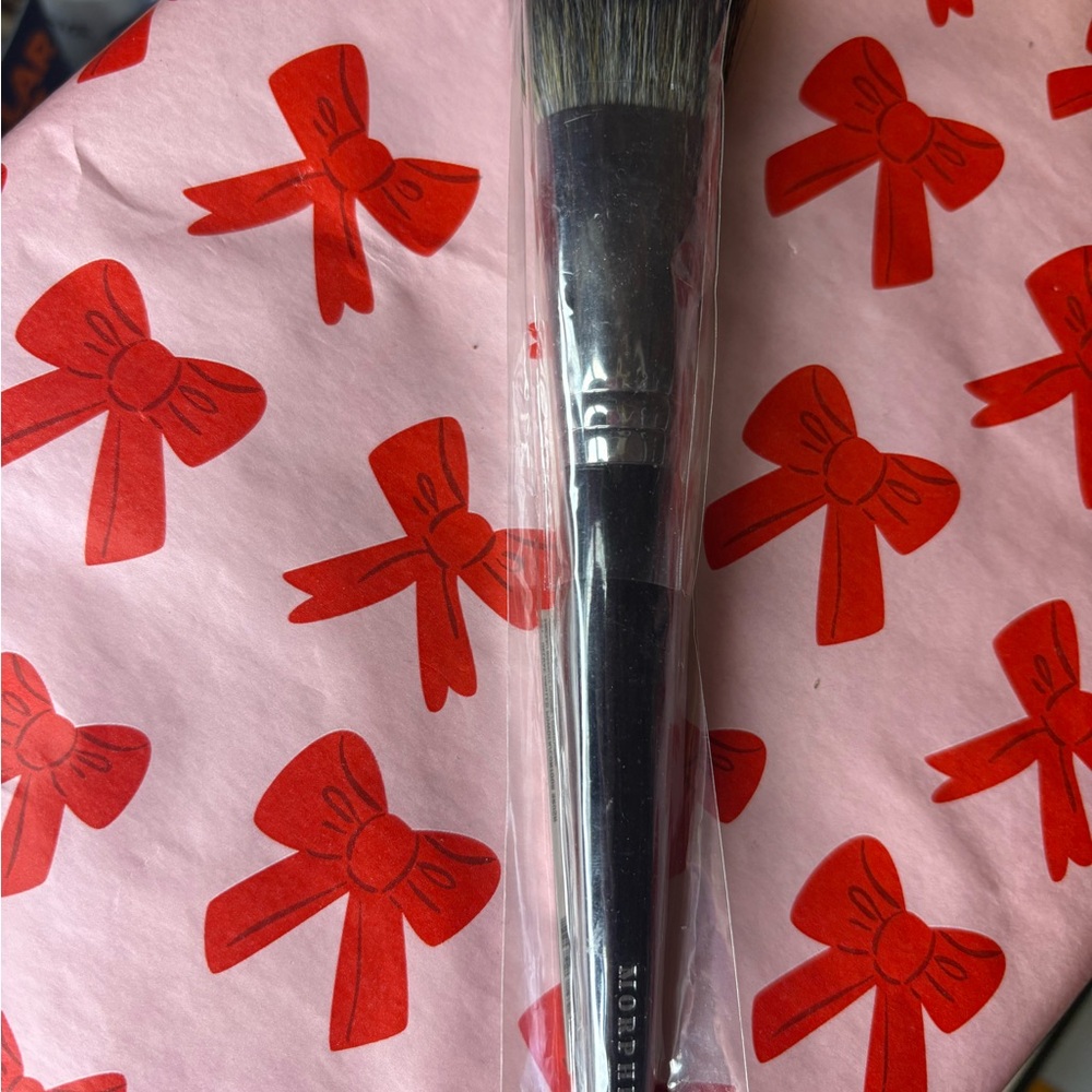 Morphe Black Handle Makeup Brush